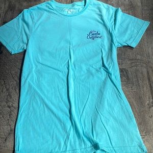 women’s blue t shirt